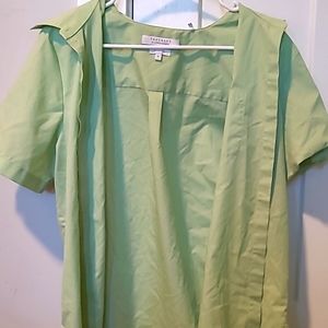 Women's short sleeved button up, light green